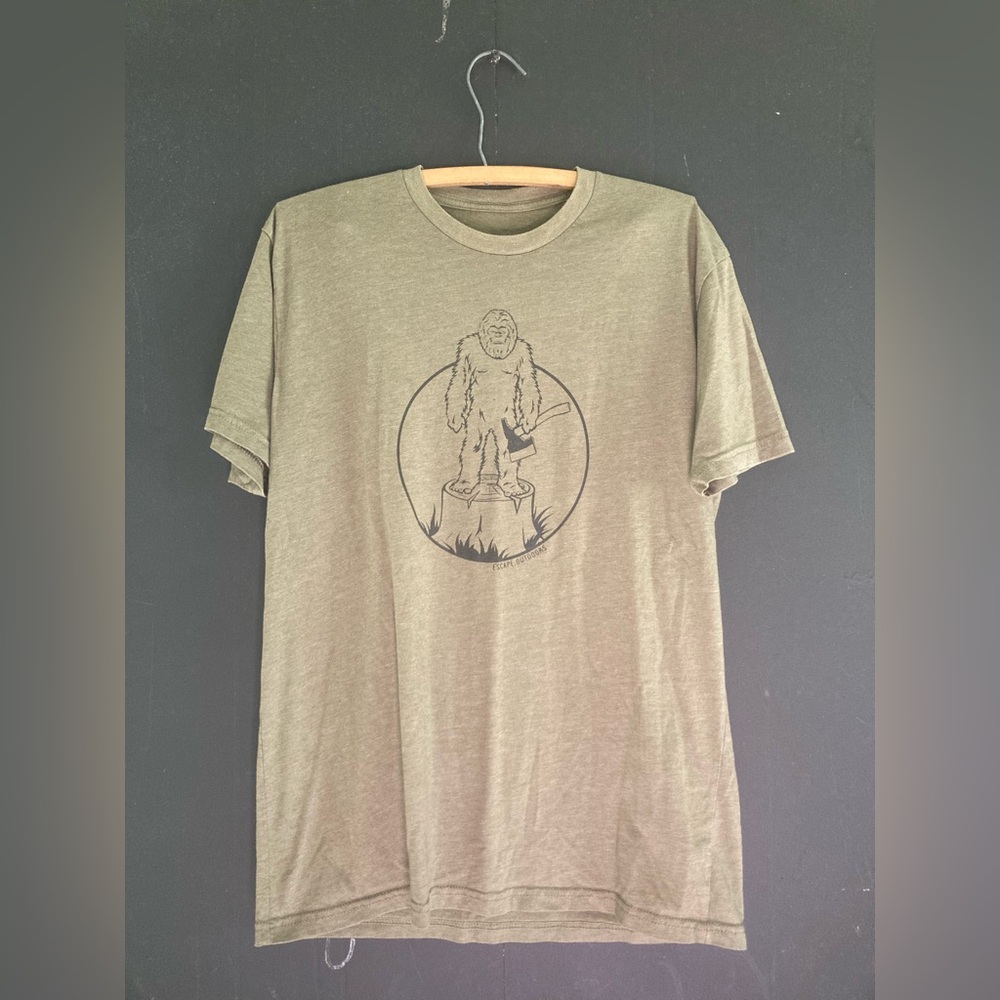 Men's Graphic T-Shirt - Olive Green